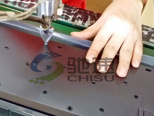 手持式自動鎖螺絲機(jī)PC鍵盤的應(yīng)用